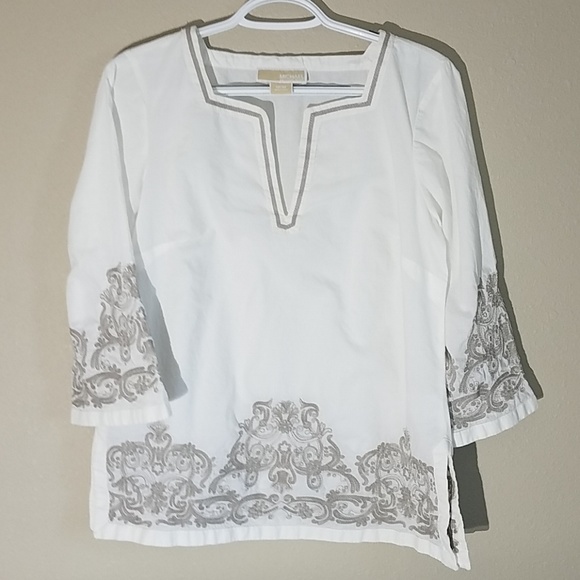 Michael Kors Tops - Michael Kors Top 💎$5 when you bundle 5💎